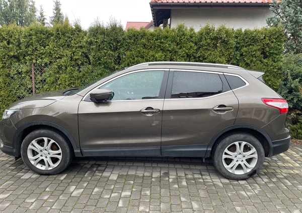 Nissan Qashqai cena 46400 przebieg: 150000, rok produkcji 2014 z Piaseczno małe 379